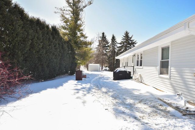 N101W15725 Council Bluffs DRIVE, Germantown, WI 53022