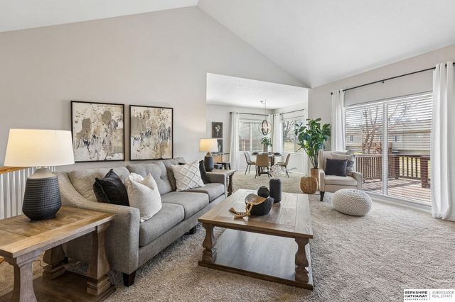 3018 N 144th Terrace, Omaha, NE 68116