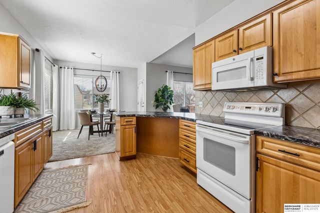 3018 N 144th Terrace, Omaha, NE 68116