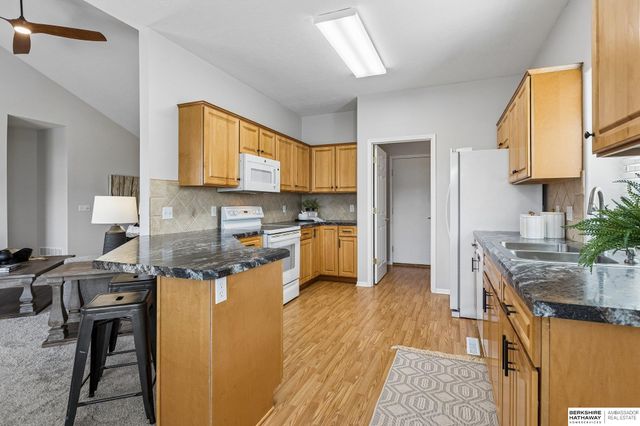 3018 N 144th Terrace, Omaha, NE 68116