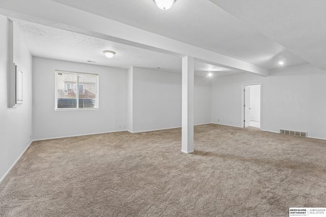 3018 N 144th Terrace, Omaha, NE 68116