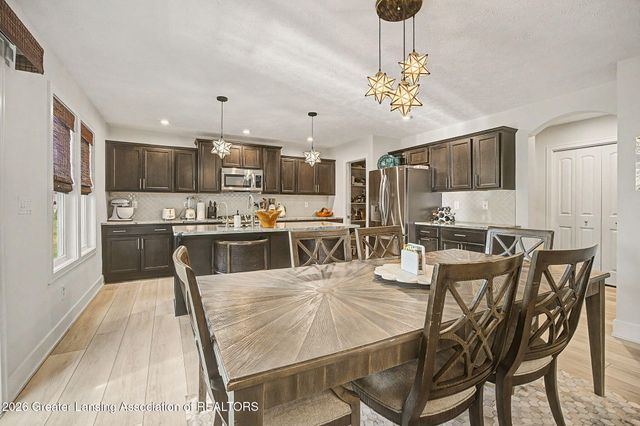 9660 Tobermory Drive, Haslett, MI 48840