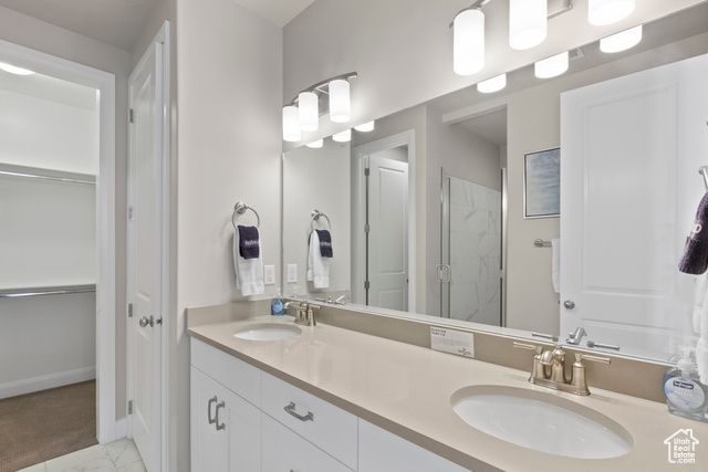 2343 E ESCONDIDO DR, Washington, UT 84780