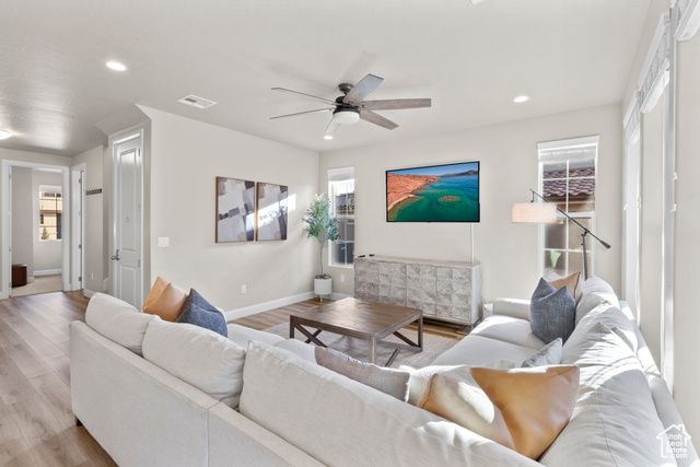 2343 E ESCONDIDO DR, Washington, UT 84780