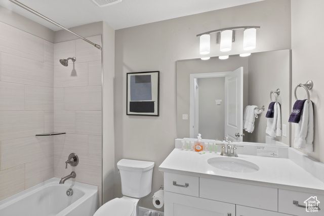 2343 E ESCONDIDO DR, Washington, UT 84780