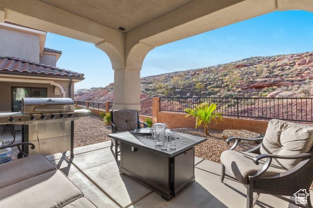 2343 E ESCONDIDO DR, Washington, UT 84780