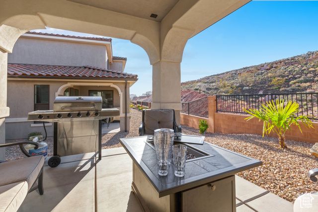 2343 E ESCONDIDO DR, Washington, UT 84780