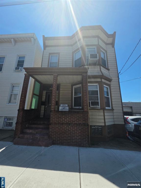 595 67th Street 2, West New York, NJ 07093