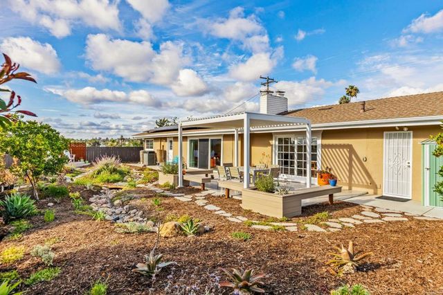 5760 Urban Drive, La Mesa, CA 91942