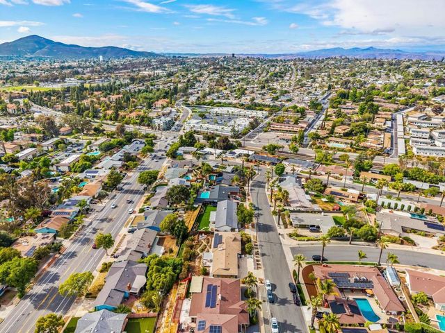 5760 Urban Drive, La Mesa, CA 91942