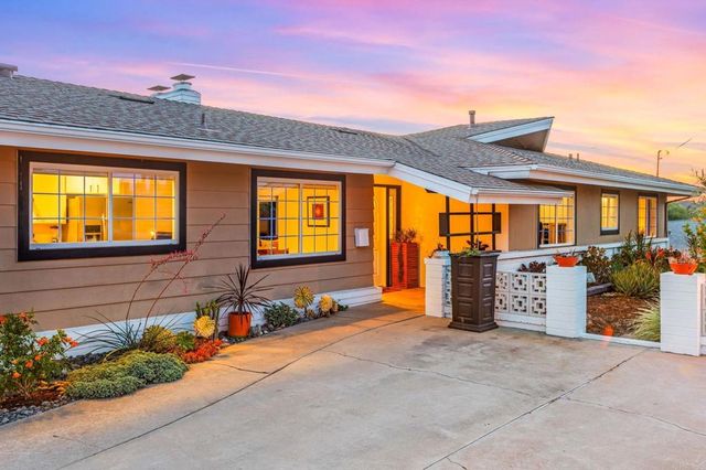 5760 Urban Drive, La Mesa, CA 91942