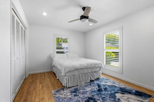 908 Newcastle Ct, Modesto, CA 95355