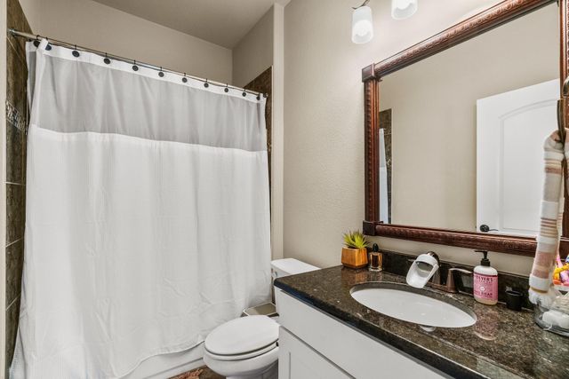 513 S Meadowlark ST A, Lakeway, TX 78734
