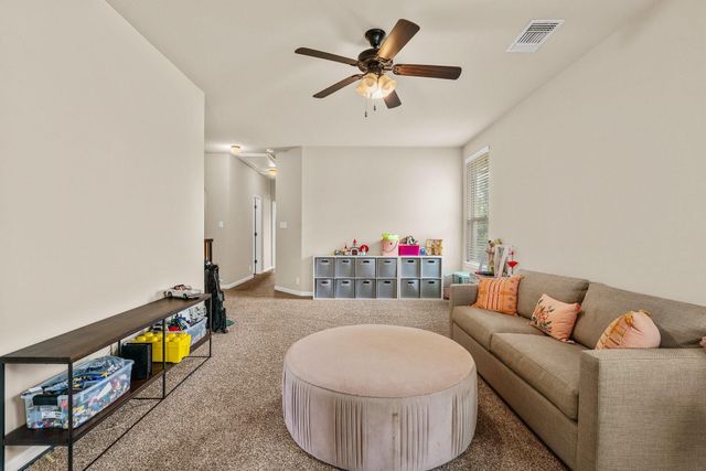 513 S Meadowlark ST A, Lakeway, TX 78734