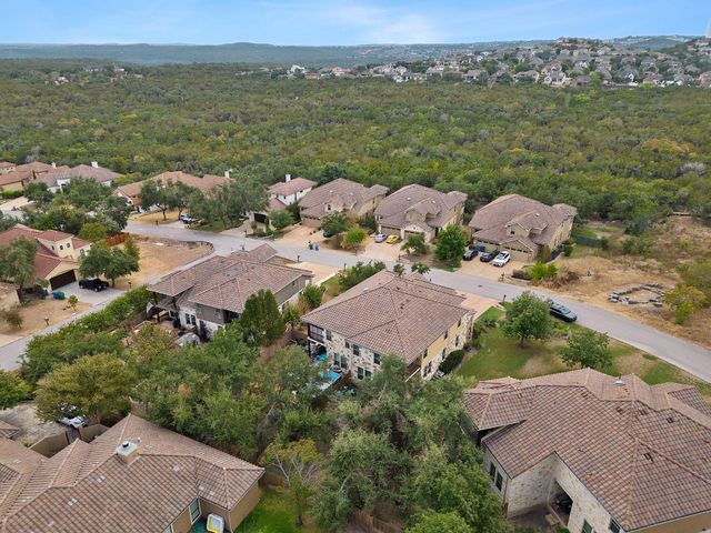 513 S Meadowlark ST A, Lakeway, TX 78734