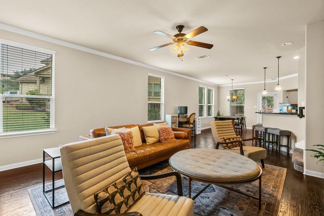 513 S Meadowlark ST A, Lakeway, TX 78734