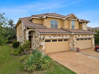 513 S Meadowlark ST A, Lakeway, TX 78734