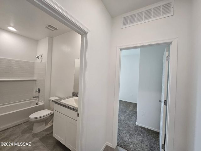 10055 N Cascalote Lane, Marana, AZ 85653