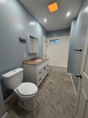 51 Snell St 3, Brockton, MA 02301