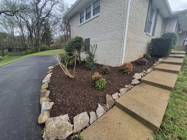 742 Currey Rd, Nashville, TN 37217