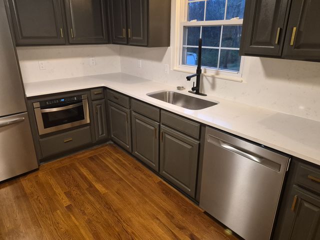 742 Currey Rd, Nashville, TN 37217