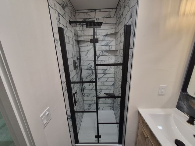 742 Currey Rd, Nashville, TN 37217