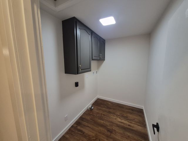 742 Currey Rd, Nashville, TN 37217