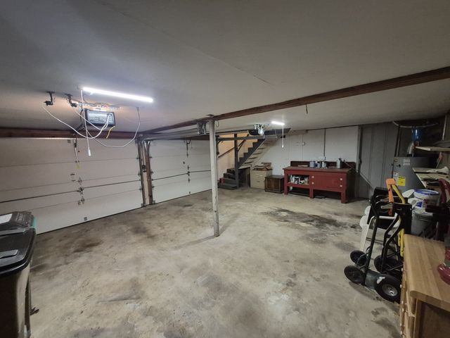 742 Currey Rd, Nashville, TN 37217