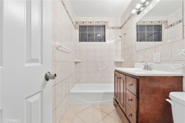 1454 Gulf, Wilmington, CA 90744