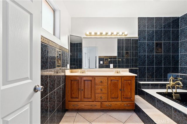 1454 Gulf, Wilmington, CA 90744