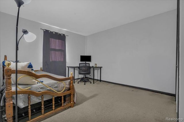 4608 Huntington Drive, Port Huron, MI 48060