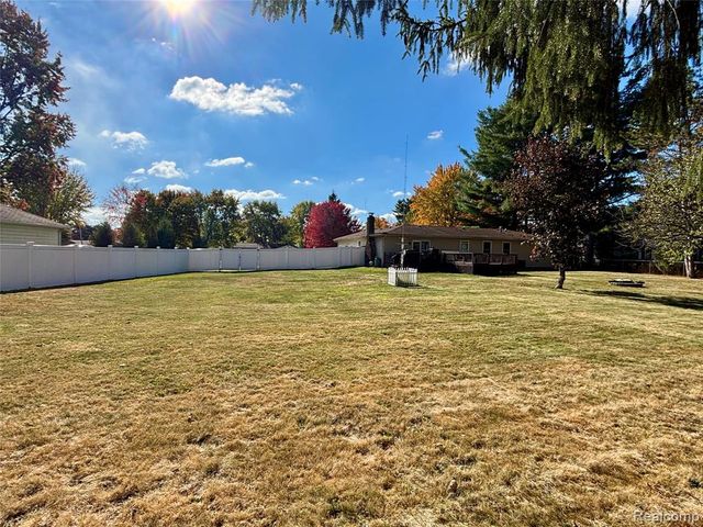 4608 Huntington Drive, Port Huron, MI 48060