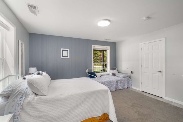 611 Rocky Dr, Dickson, TN 37055