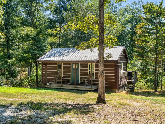 611 Rocky Dr, Dickson, TN 37055