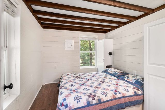 611 Rocky Dr, Dickson, TN 37055