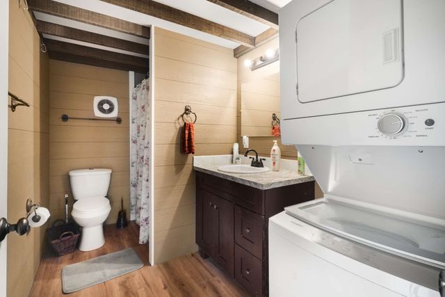 611 Rocky Dr, Dickson, TN 37055