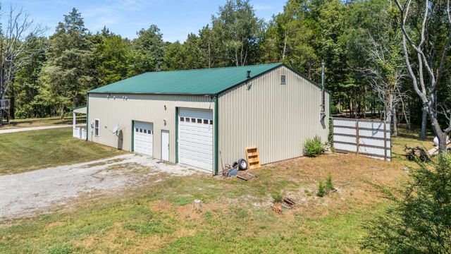 611 Rocky Dr, Dickson, TN 37055