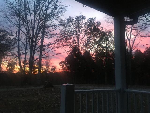 611 Rocky Dr, Dickson, TN 37055