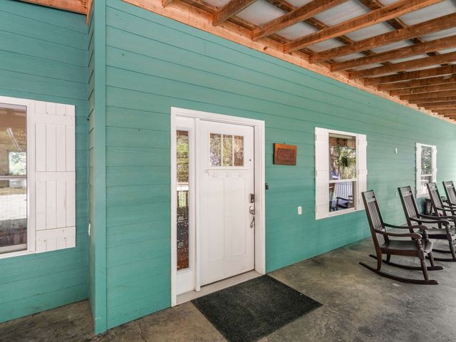 611 Rocky Dr, Dickson, TN 37055