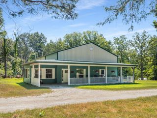 611 Rocky Dr, Dickson, TN 37055