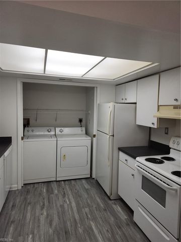 2914 Lyme Regis QUAY, Virginia Beach, VA 23452