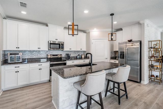 10444 WELDON CORK WAY, San Antonio, FL 33576