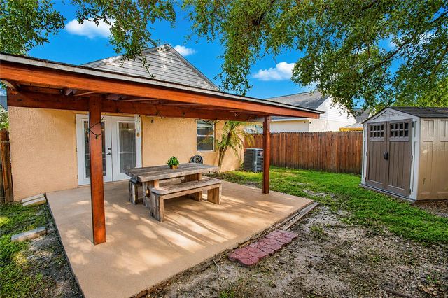 519 BEASLEY COURT, Orlando, FL 32807