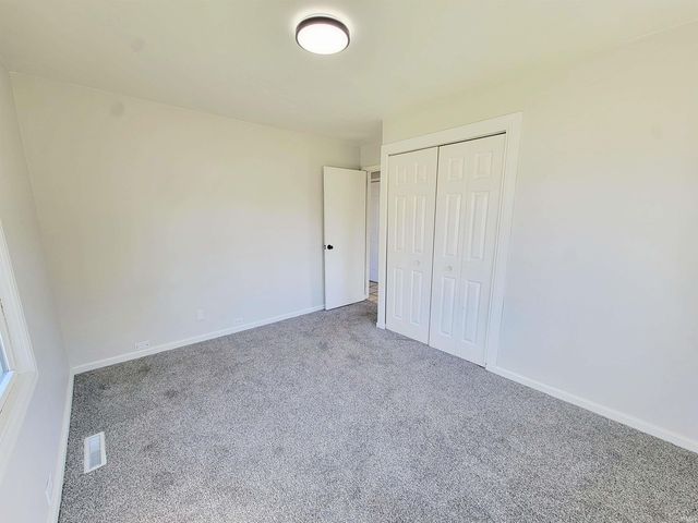 940 Fairway Street, South Bend, IN 46619