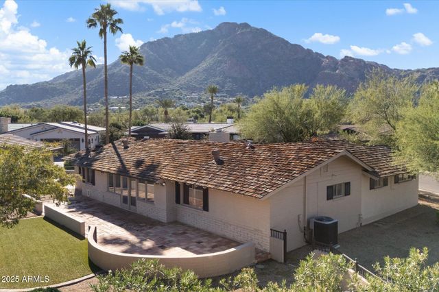 5635 E LINCOLN Drive 34, Paradise Valley, AZ 85253