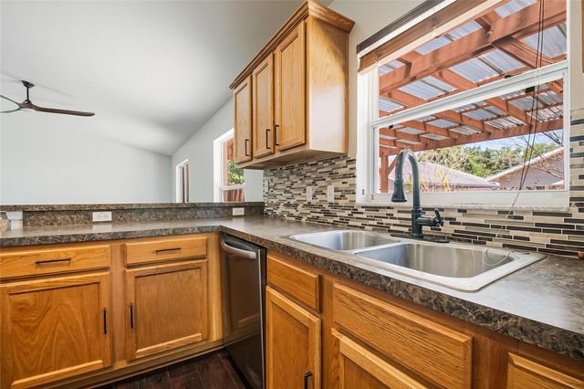 221 ROSA AVENUE, Oviedo, FL 32765