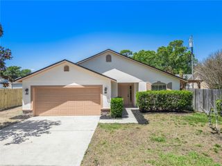 221 ROSA AVENUE, Oviedo, FL 32765