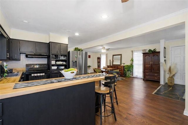 957 Rowland Road, Stone Mountain, GA 30083