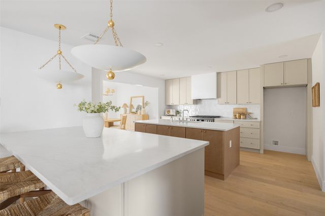 7407 Arbor Oaks Drive, Dallas, TX 75248