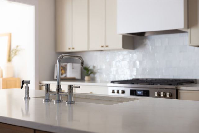 7407 Arbor Oaks Drive, Dallas, TX 75248